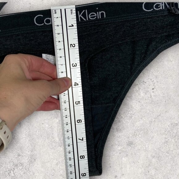 NEW Calvin Klein Black Spell Out Panties Size Large Logo Thong Underwear NWOT L‎ - Picture 9 of 10